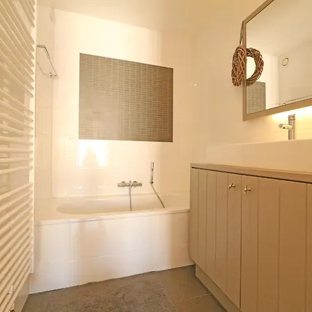 Apartamento In Het Zoute Near The